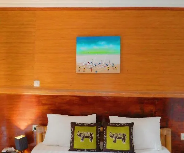 Tropical Garden بيت ضيافة